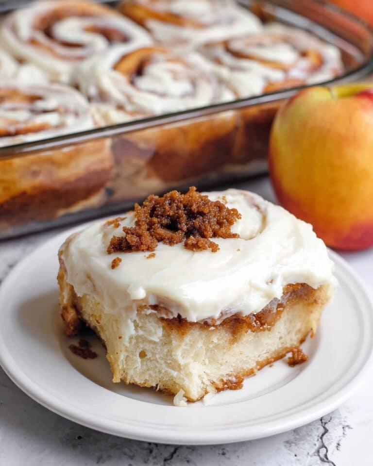 Apple Crumble Cinnamon Rolls Recipe