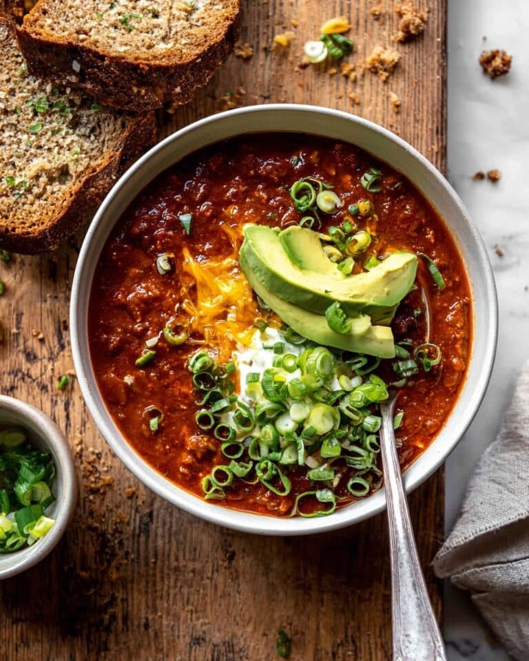 Crockpot Spicy Queso Beef Chili Recipe