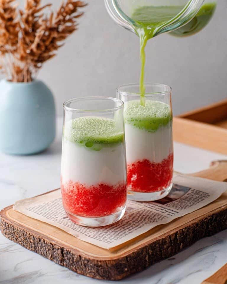 Strawberry Matcha Latte Recipe