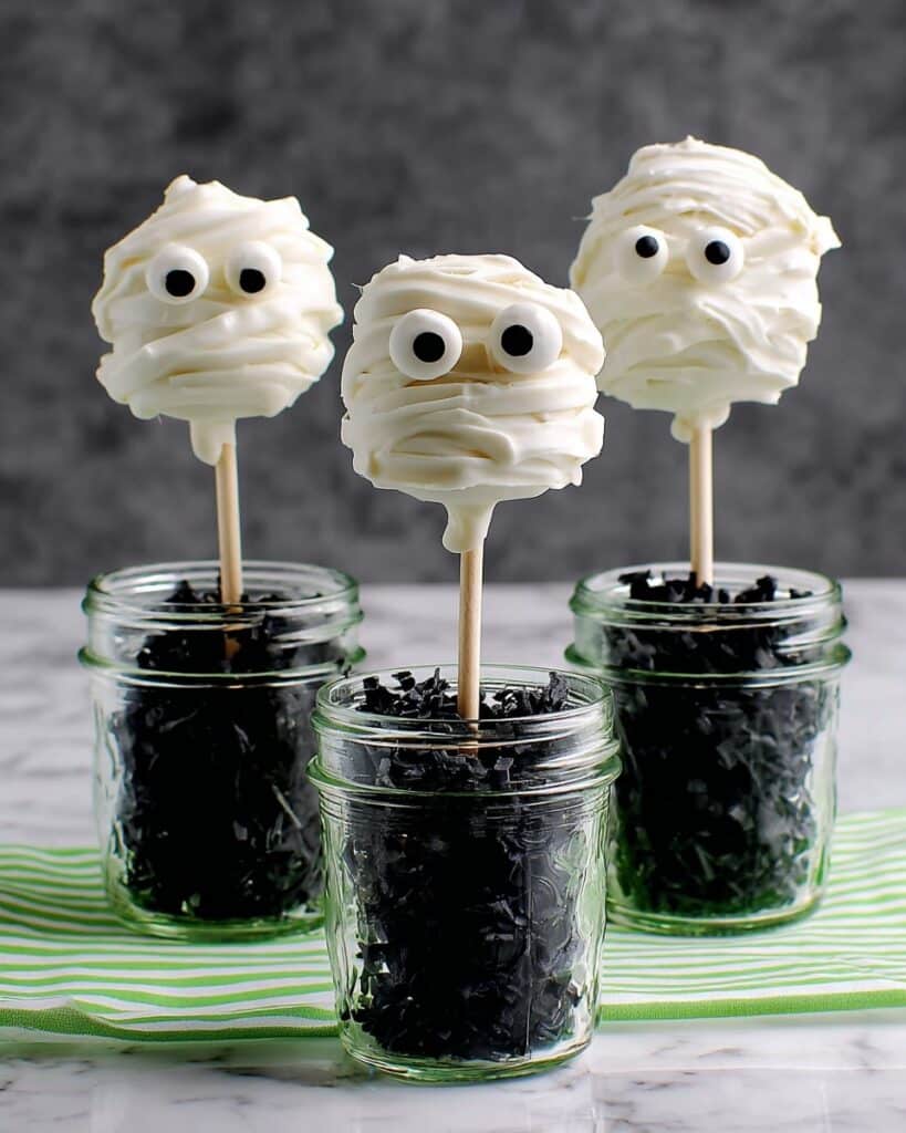 Halloween Mummy Brownie Pops Recipe